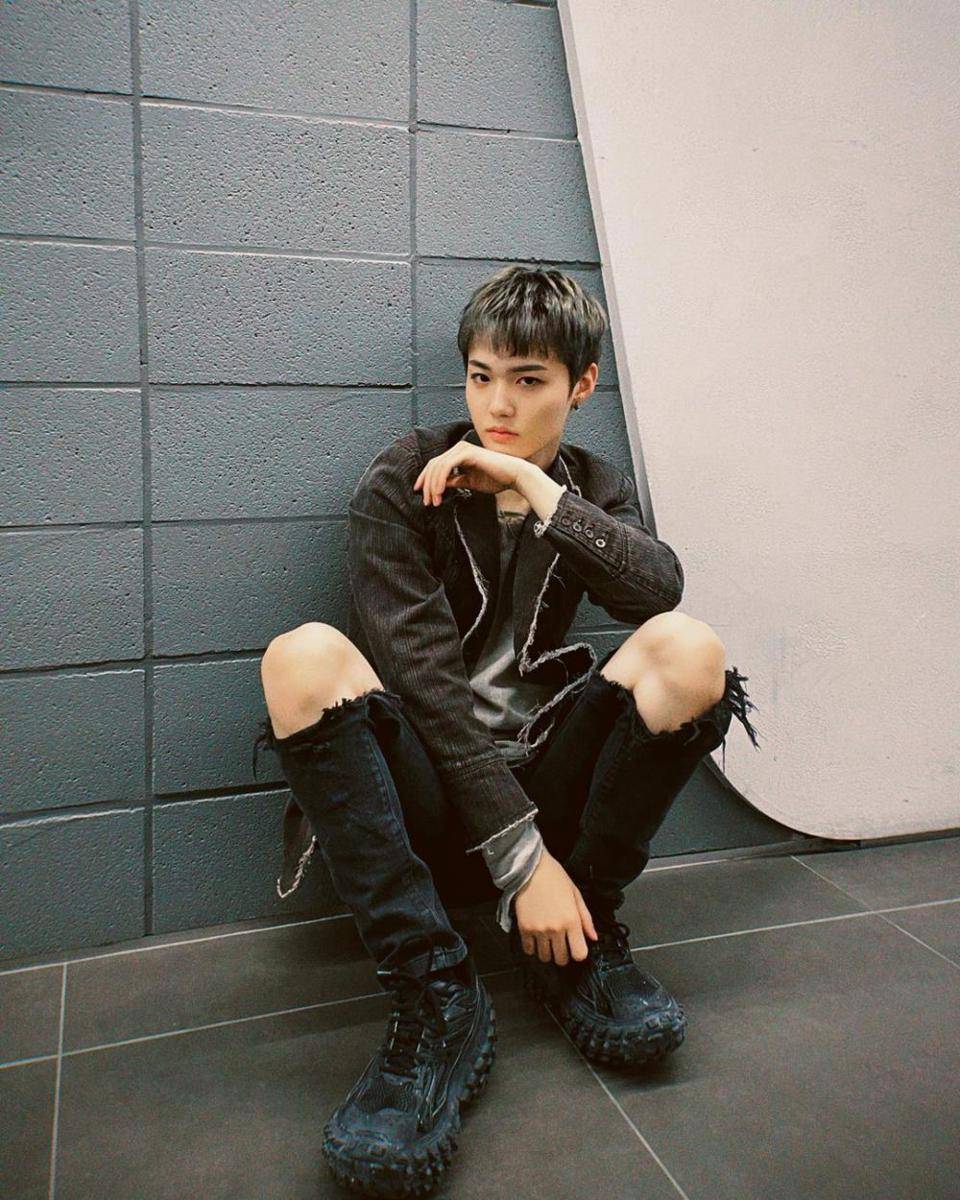 Doyoung TREASURE (instagram.com/yg_treasure_official)