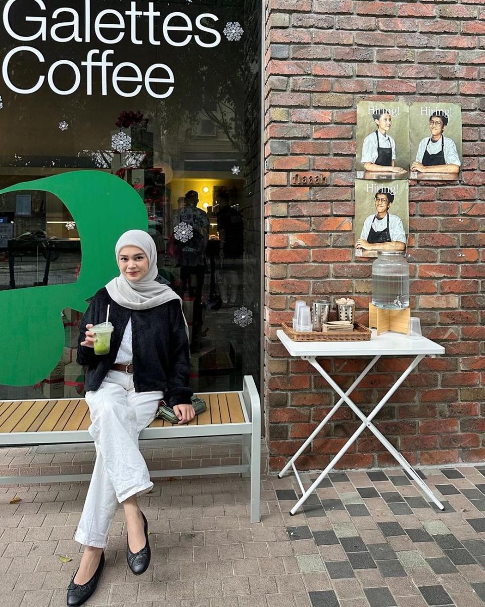 inspirasi OOTD ala Yure (instagram.com/yurezalina)