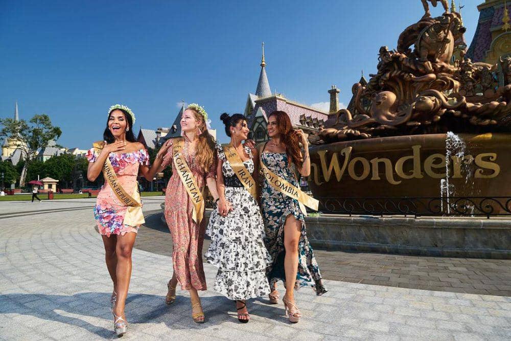 Potret Finalis Miss Global 2023 saat Berkunjung ke Vinwonders (Fcaebook.com/Miss Global Organization)