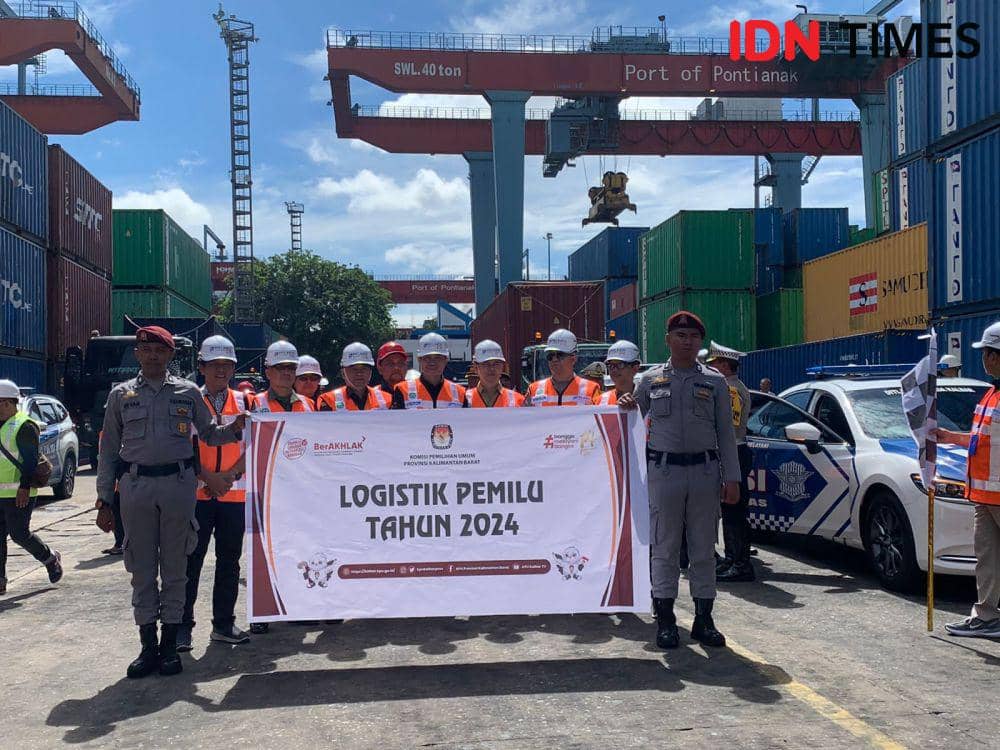Pemprov Kalbar menerima distribusi logistik dari KPU Pusat. (IDN Times/Teri).