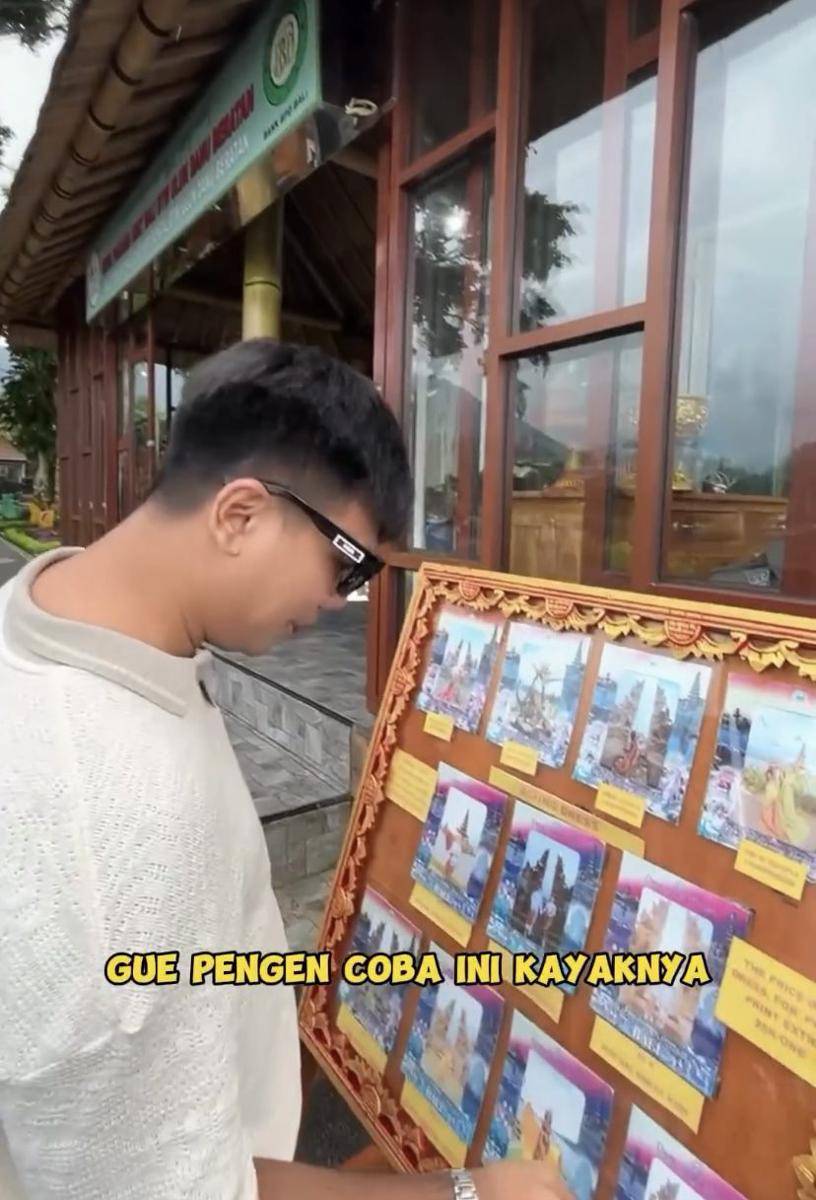 potret Frans Faisal pakai baju adat Bali (Instagram.com/fransfaisal_)