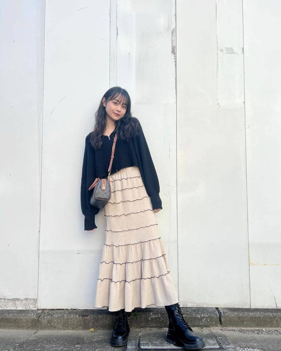 Meari Hayashi (instagram.com/meari__hayashi)