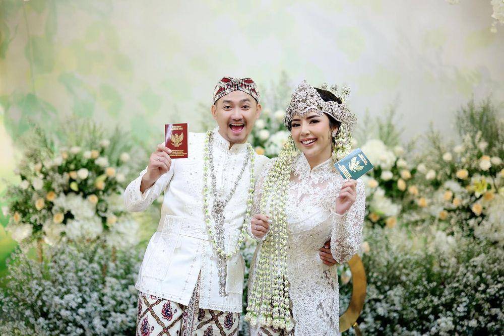Angga Wijaya umumkan kehamilan istri (Instagram.com/anggawijaya88)