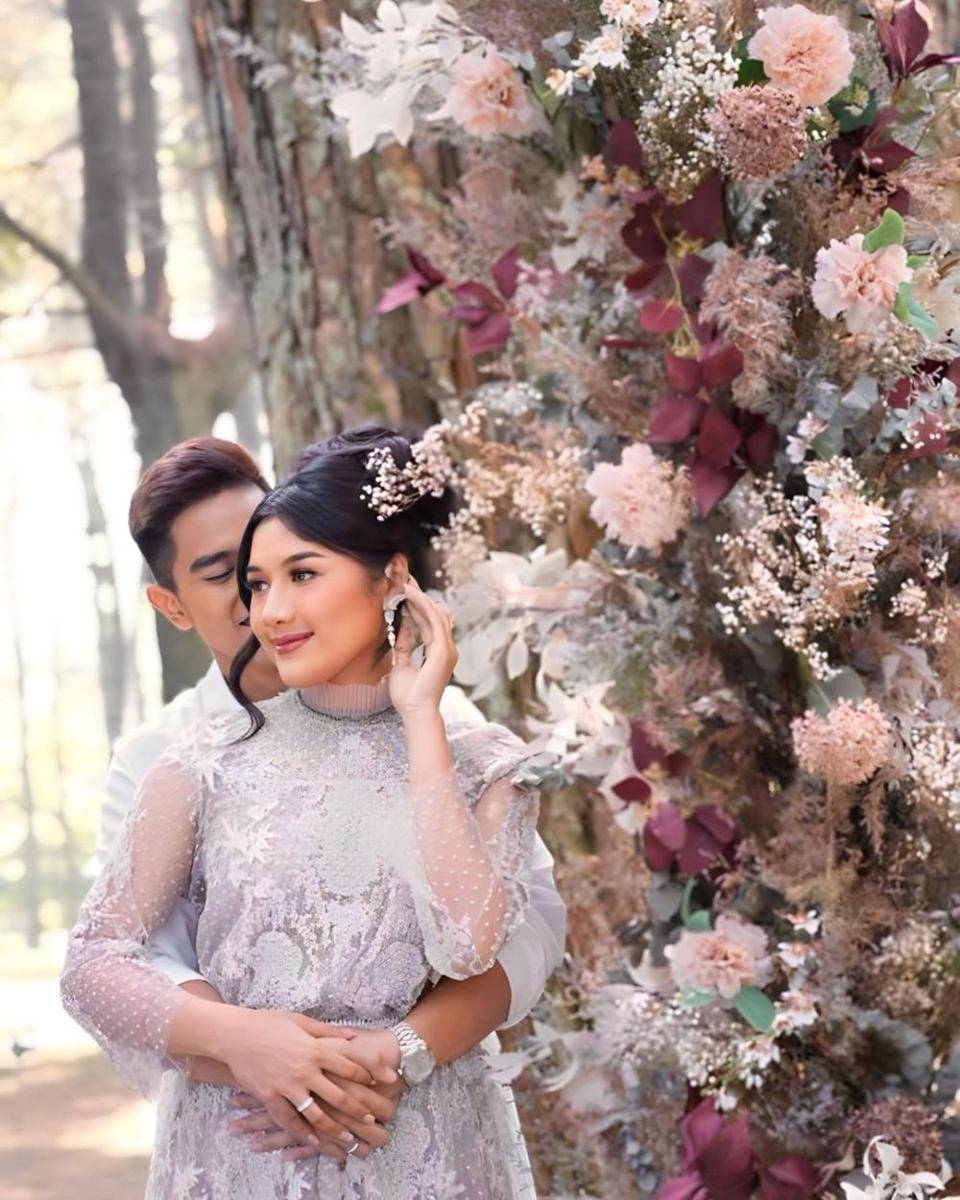 pemotretan anniversary pertama pernikahan Kaesang dan Erina (instagram.com/doleytobing)