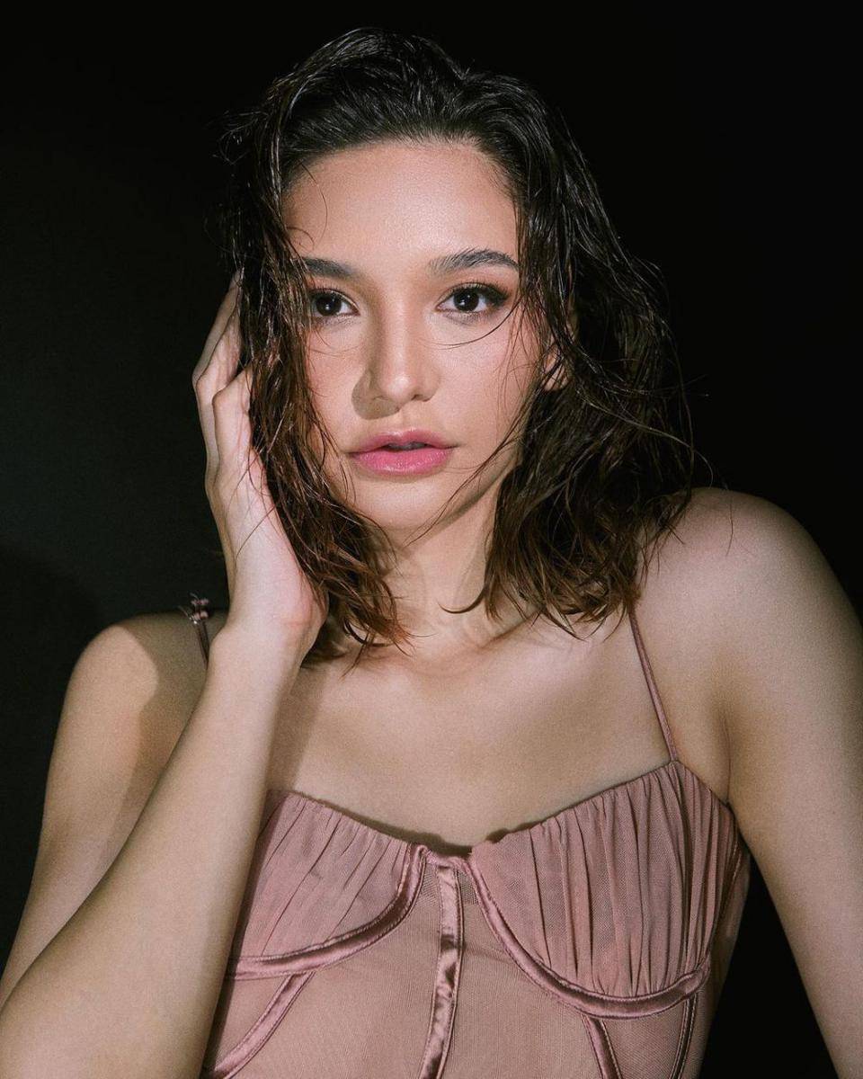 referensi makeup buat segala acara ala Gesya Shandy (instagram.com/gesyashandy)