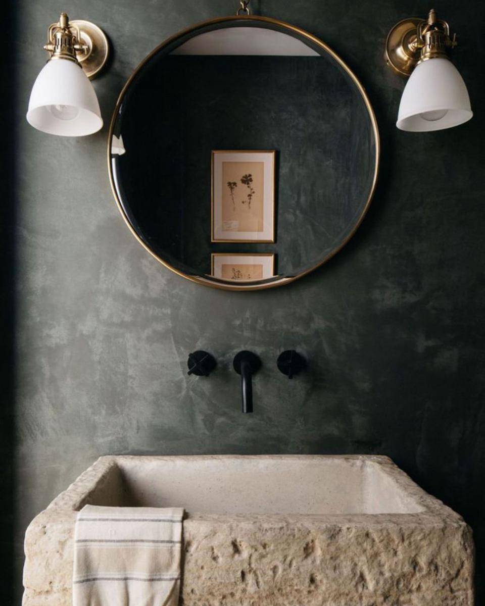 ilustrasi kamar mandi warna netral (thespruce.com)
