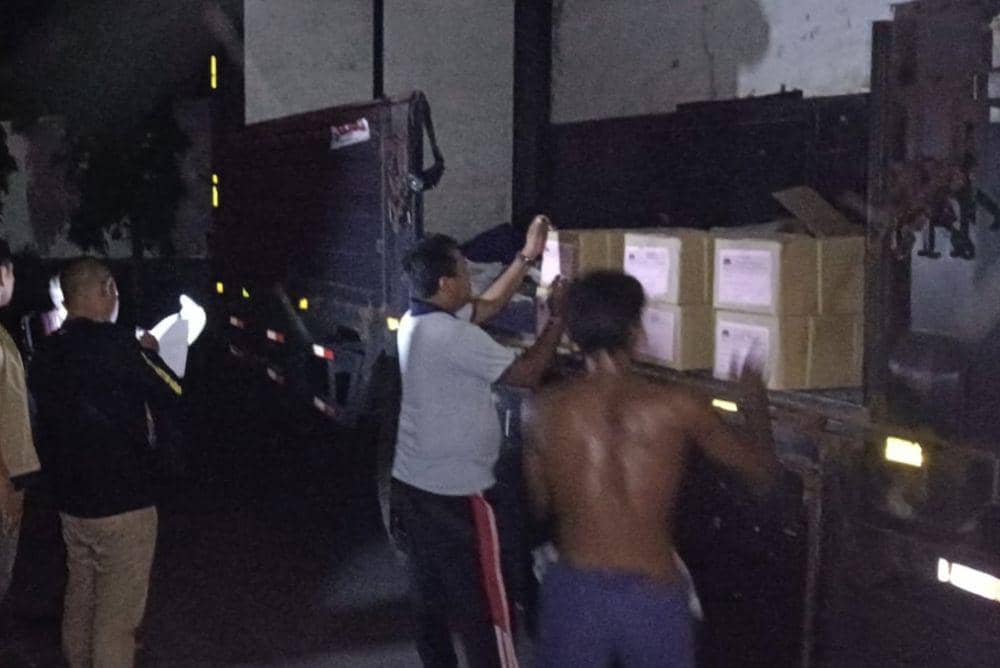 Surat suara di gudang logistik KPU Kota Denpasar (Dok.IDN Times/istimewa)