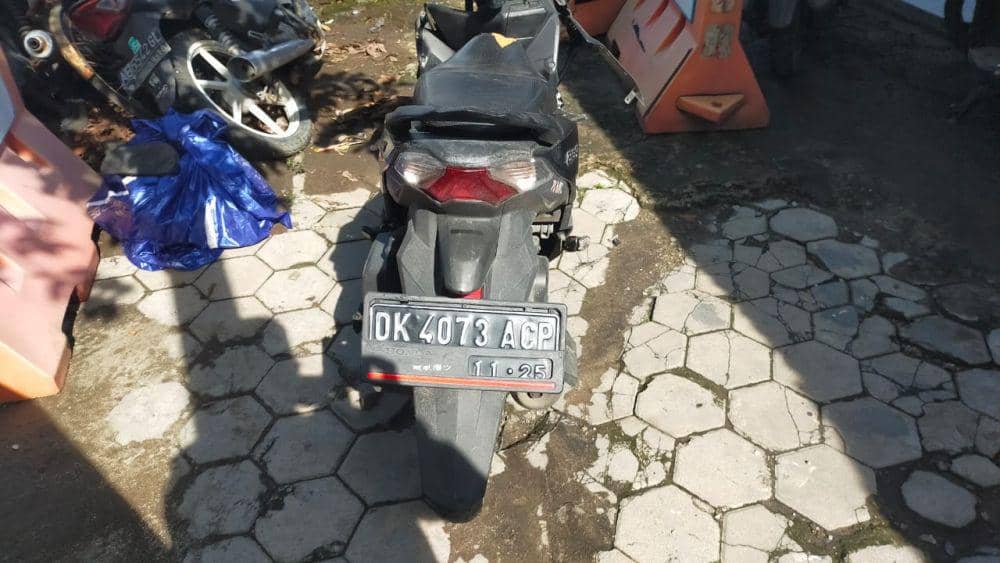 Tabrak truk box parkir di Madiun dua pemuda malang tewas. IDN Times/ Istimewa