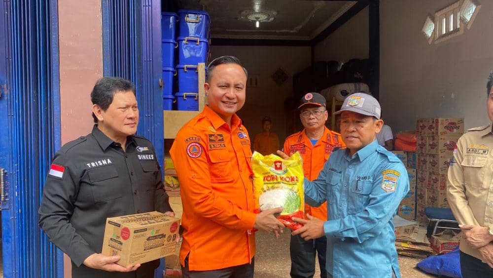 Bantuan Gubernur Sumsel ke Muratara (Dok: istimewa)