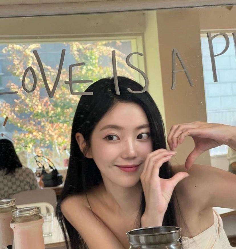 potret Ha Jeong Single's Inferno 3 (instagram.com/hi_jjeong2)
