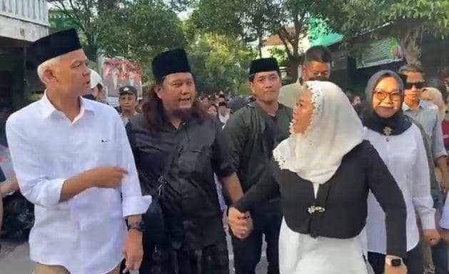 Ziarah di Jombang, Ganjar Akui Tak Punya Momen Bersama Gus Dur