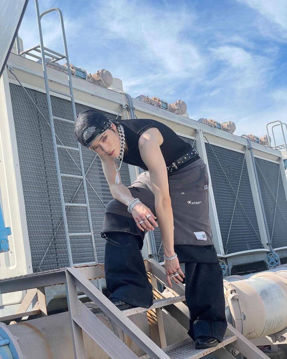 OOTD pakai topi ala Jaehyun NCT (instagram.com/_jeongjaehyun)