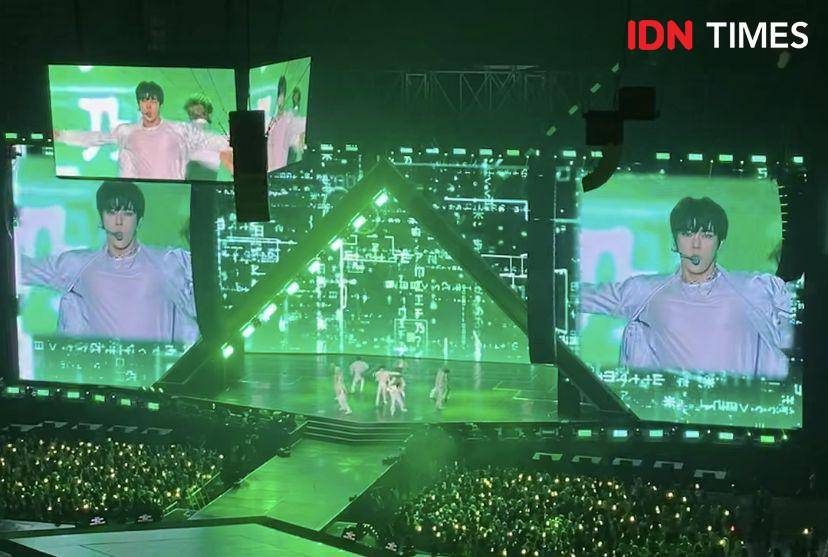 konser THE UNITY - NCT 127 3RD TOUR NEO CITY : JAKARTA di hari pertama, Sabtu (13/1/2024) (IDN Times/Rani Asnurida)