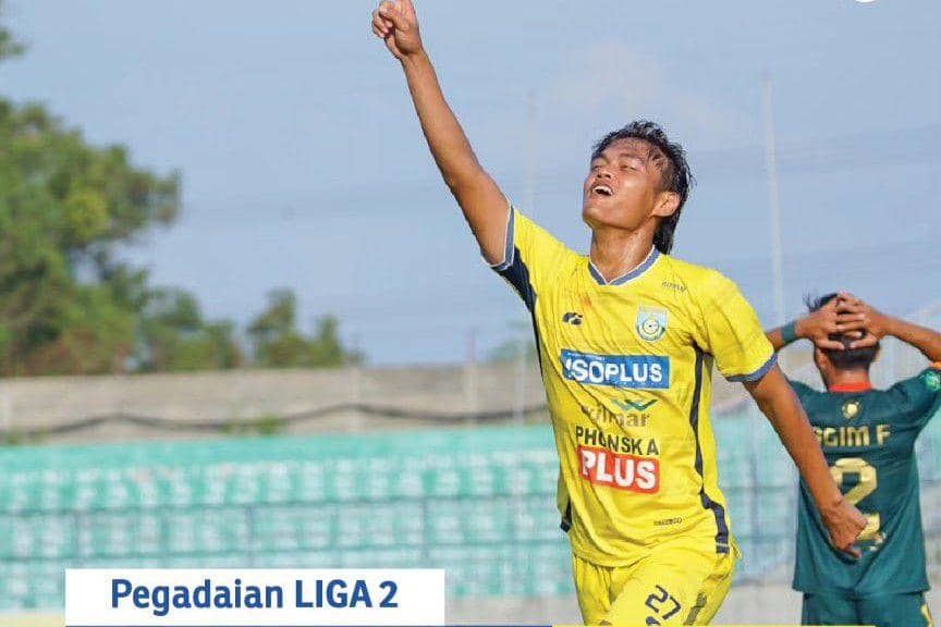 4 Fakta Dimas Sukarno, Bek Gresik United yang Tangguh