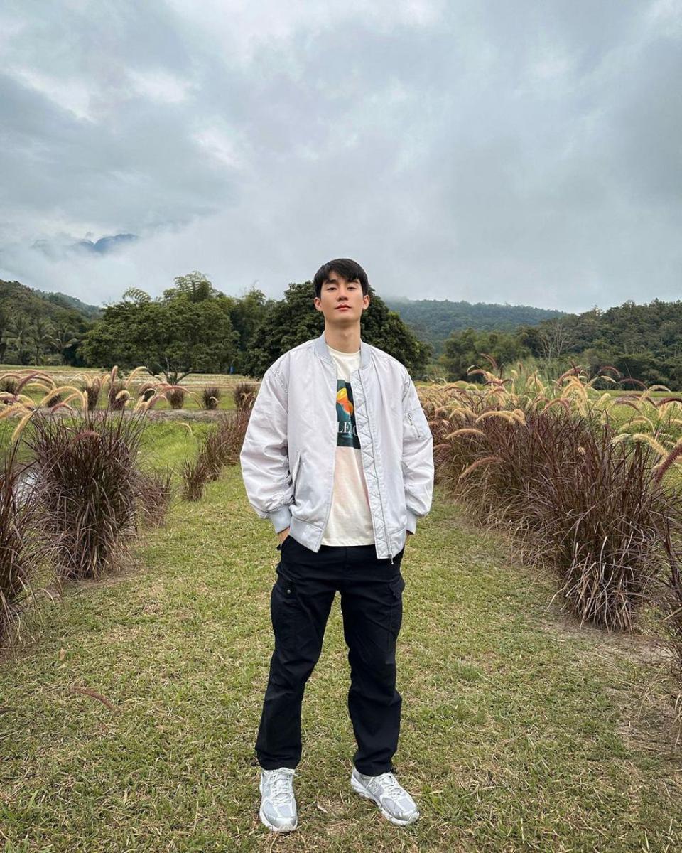 Force Jiratchapong (instagram.com/fforce_)