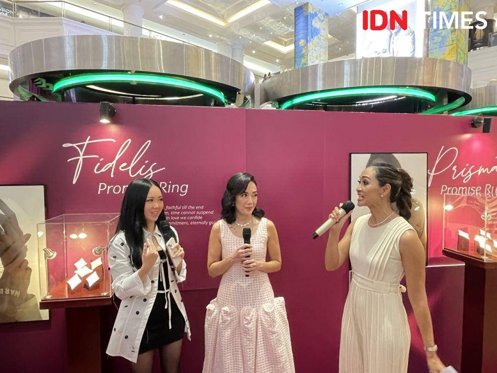 Peluncuran resmi koleksi Frank and Co. X Monica Ivena, pada Jumat (12/1/24) di Plaza Indonesia, Jakarta Pusat. (IDN Times/Dina Fadillah Salma)