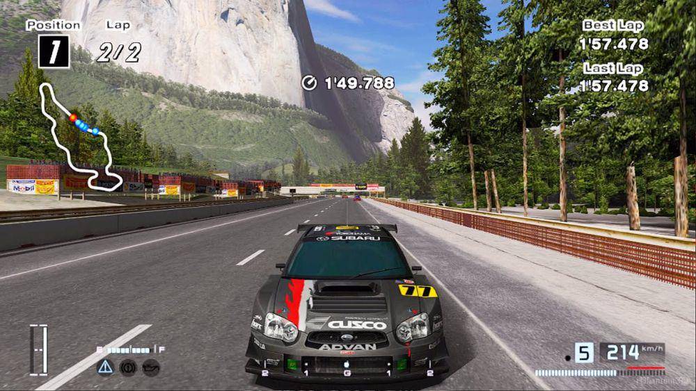 gameplay Gran Turismo 4 (youtube.com/iPhantom3D)