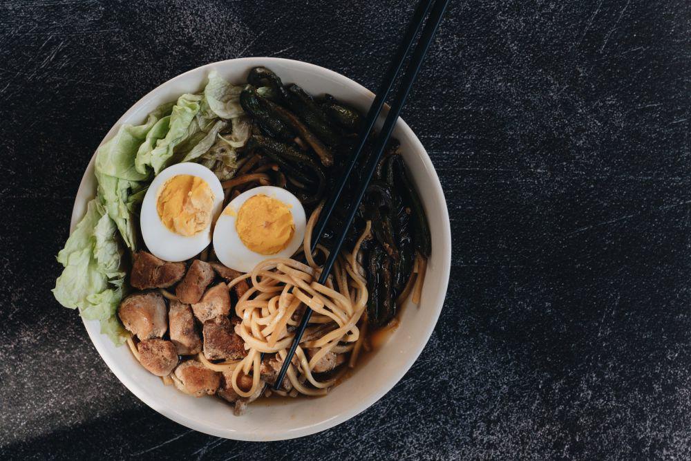 ilustrasi shoyu ramen (pexels.com/alleksana)