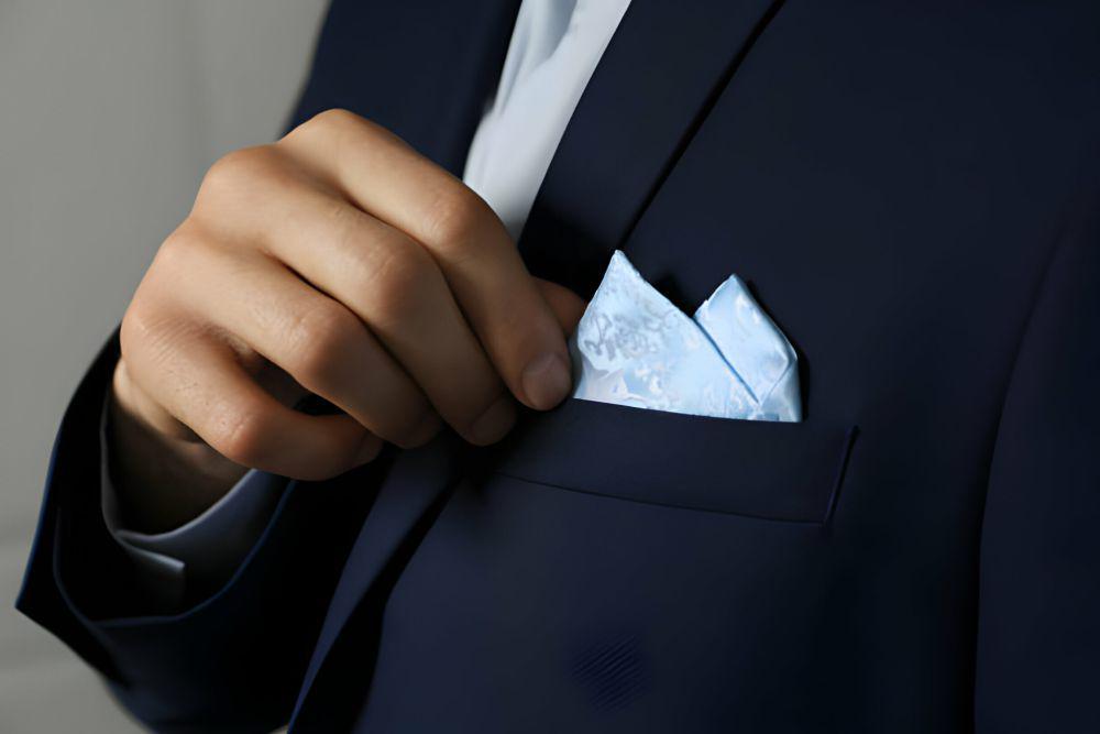 5 Handkerchief Keren untuk Pria, Makin Berkelas
