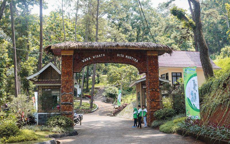 Wana Wisata Situ Mustika (google.com/maps/Riyadi Tarabalaga)