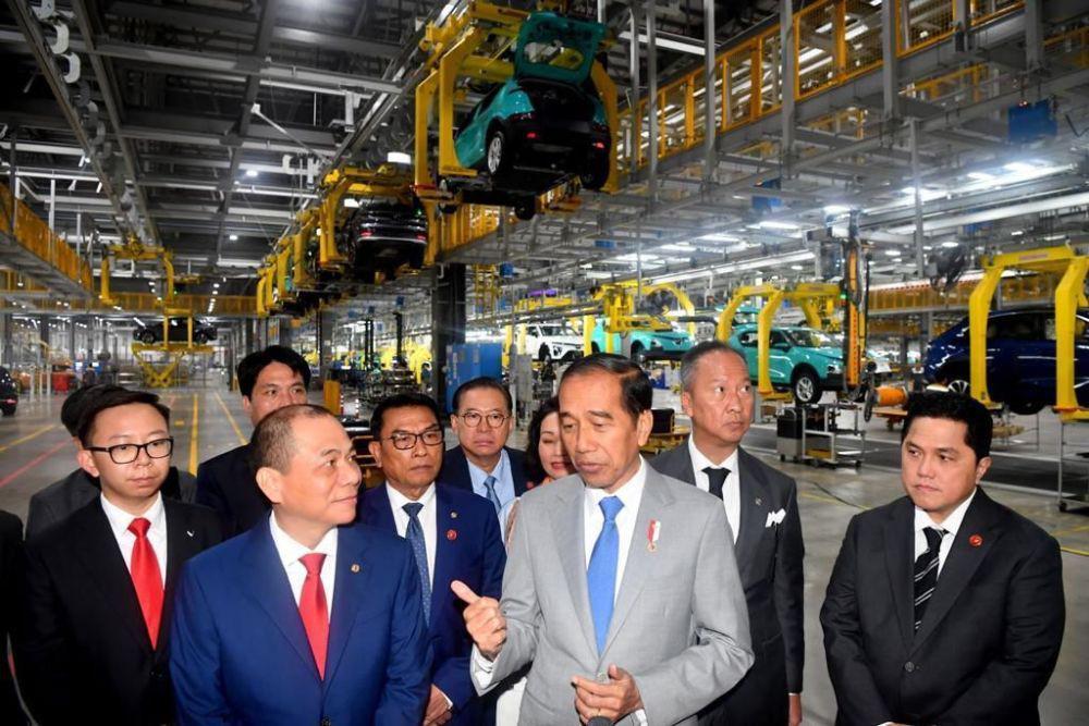 Jokowi Pede Investasi VinFast Perkuat Ekosistem Kendaraan Listrik