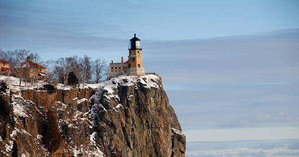 Split Rock Lighthouse (commons.wikimedia.org/Jim Sorbie)