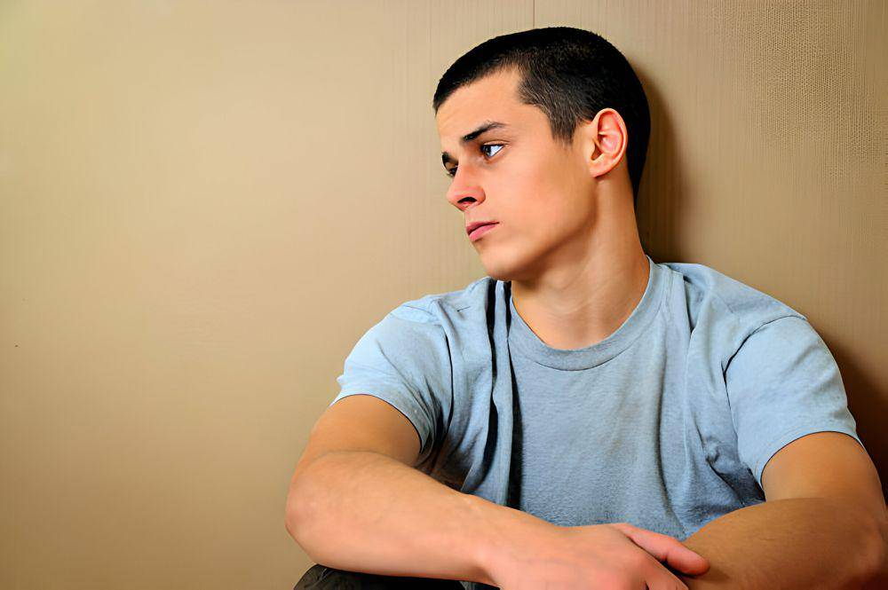 ilustrasi crew cut modern (istockphoto.com/MikeCherim)