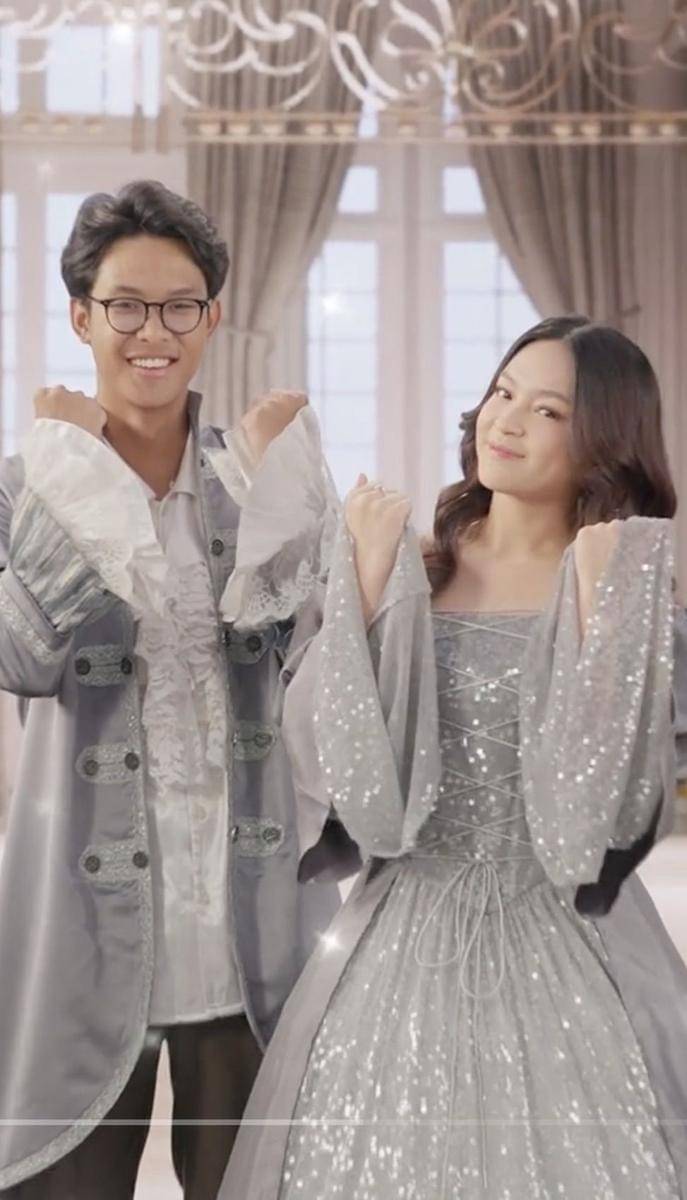 Adu gaya Fuji vs. Eca di tiktok replay 2023. (tiktok.com/replayindonesia)
