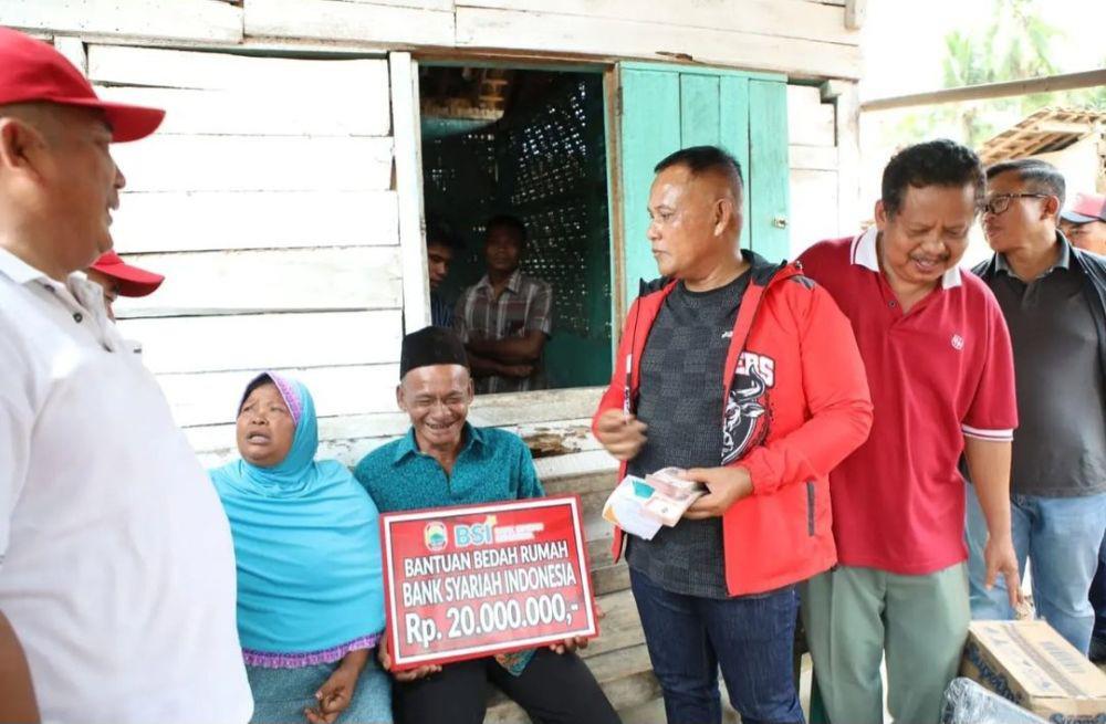 Pemkab Lamsel Bantu Warga Bedah Rumah Lewat Gerakan Seribu Rupiah