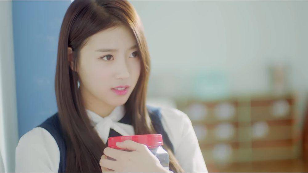 cuplikan MV "Candy Jelly Love" (youtube.com/woolliment)