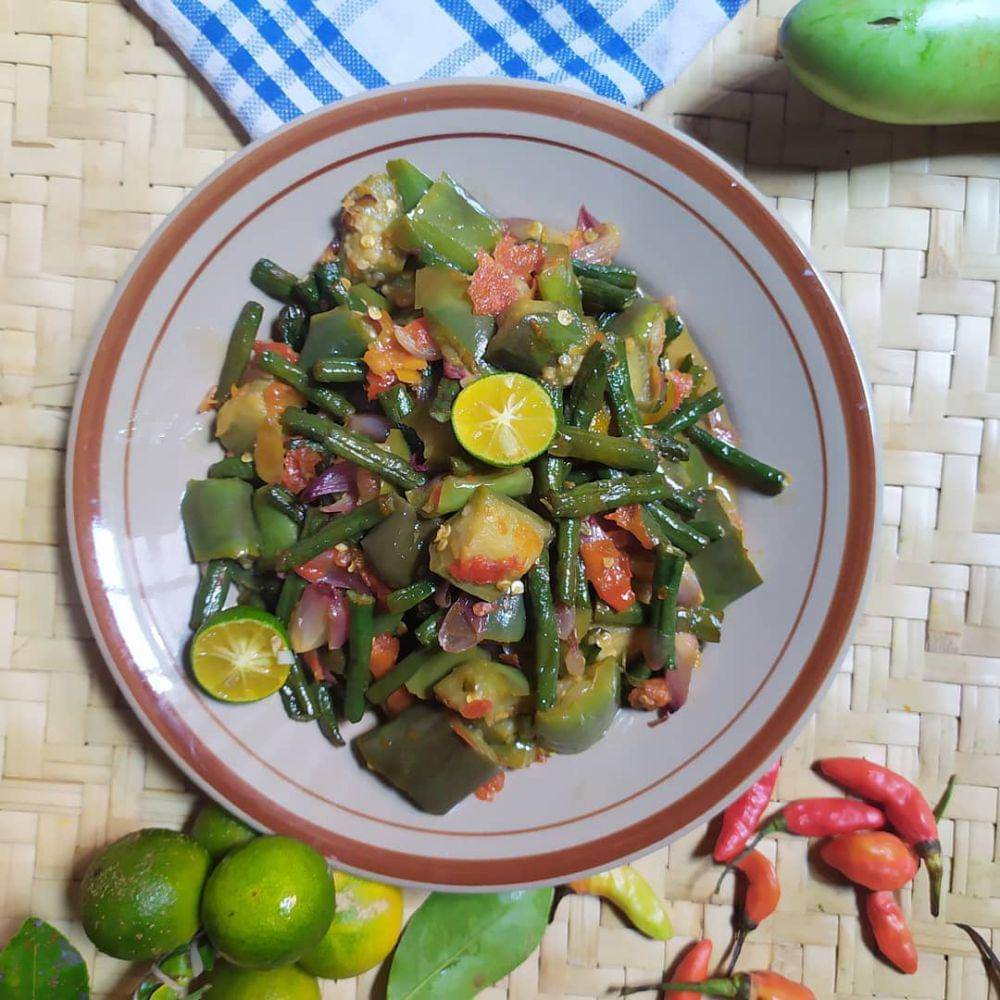 sambal raja (instagram.com/aini.devi)