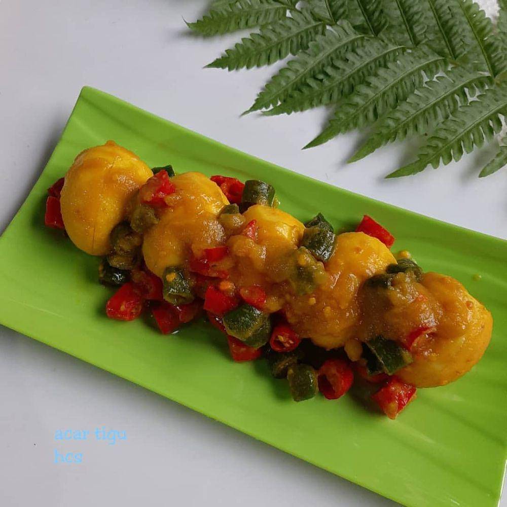 acar tigu (instagram.com/h.e.r.l.i.n.a.c.s)