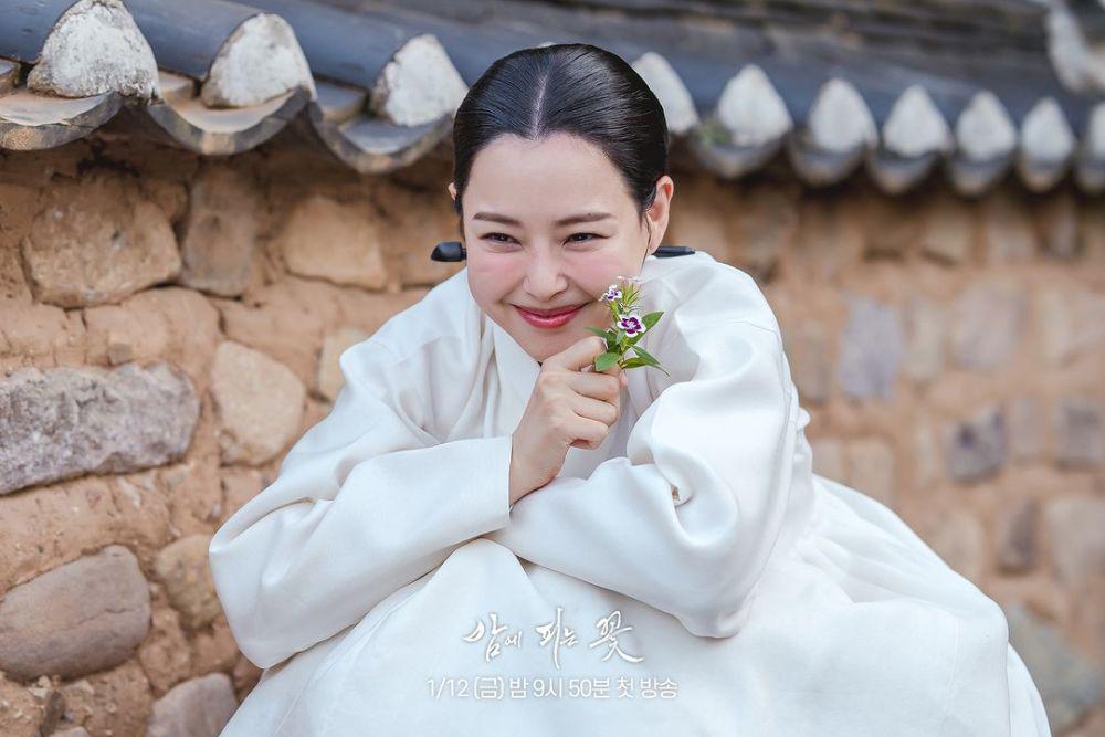 cuplikan Lee Honey di drakor Knight Flower (instagram.com/mbcdrama_now)