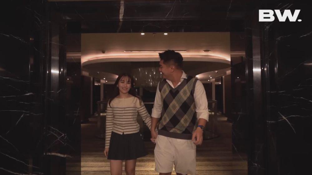 Ayu Ting Ting dapat kado dari Boy (YouTube.com/Boy William)