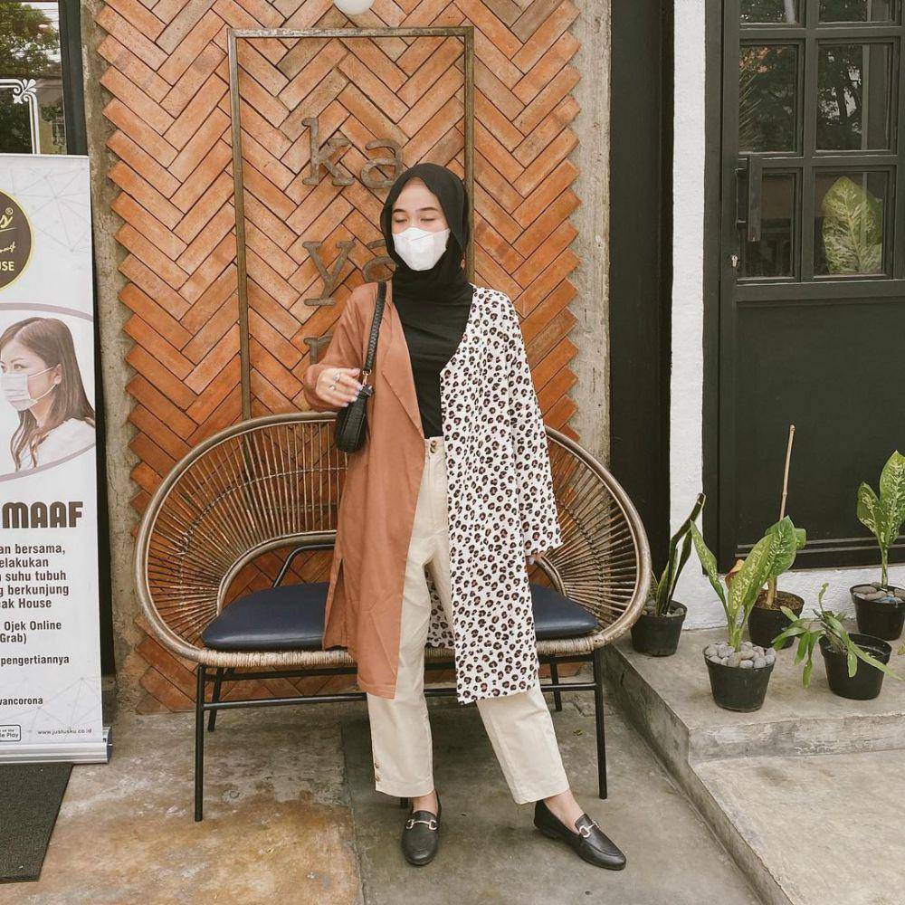 Indy Ratna (instagram.com/indyratnap)