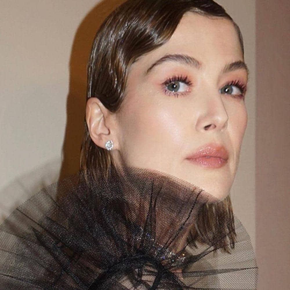 gaya makeup ala Rosamund Pike (instagram.com/mspike)