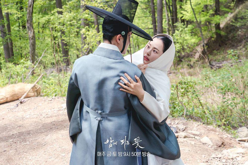 7 Fakta Perjalanan Cinta Park Soo Ho dan Cho Yeo Hwa di Knight Flower