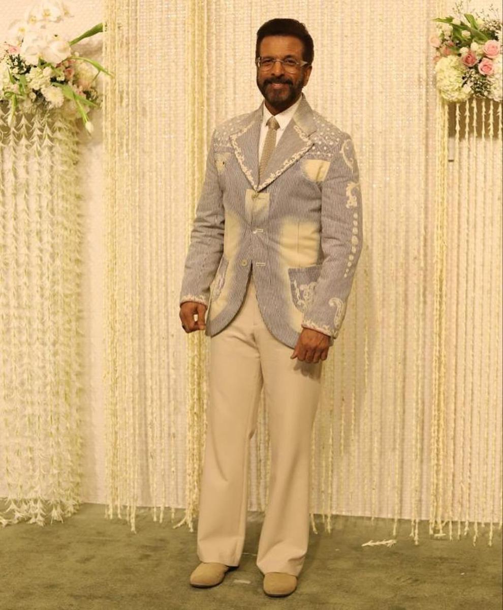 Javed Jafri (instagram.com/htcity)