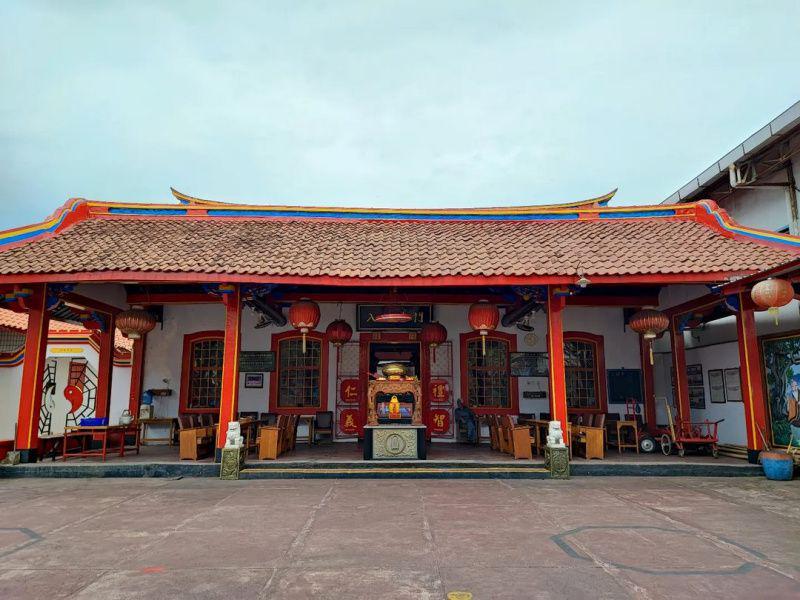 Kelenteng Khong Cu Bio Talang (instagram.com/raynardthanpontoh)
