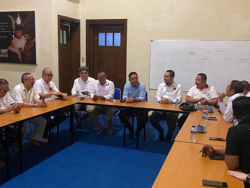 Projo Bahas Strategi Pemenangan Prabowo-Gibran di Markas TKD Jatim