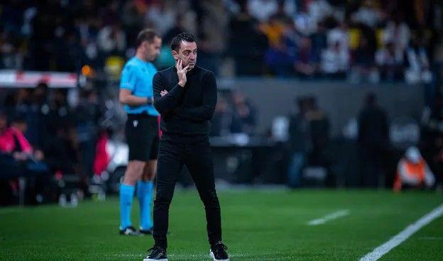 Potret Xavi Hernandez saat Barcelona melawan Real Madrid di final Piala Super Spanyol 2023, Senin (15/1/2024). (fcbarcelona.com).