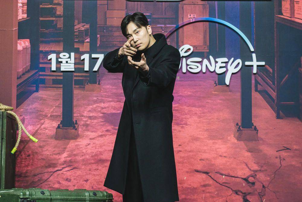 Seo Hyun Woo di konferensi pers drakor A Shop For Killers pada Senin (15/01/2024). (dok. Disney+)