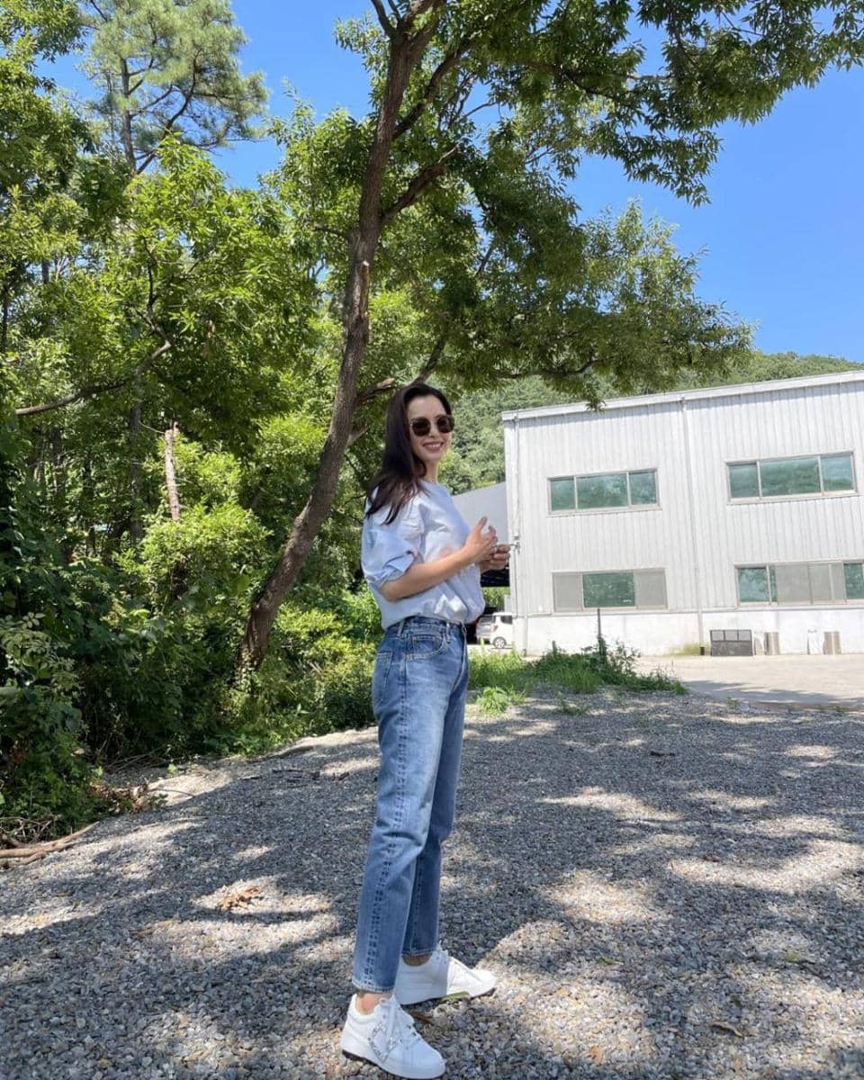 Lee Honey (instagram.com/honey_lee32)