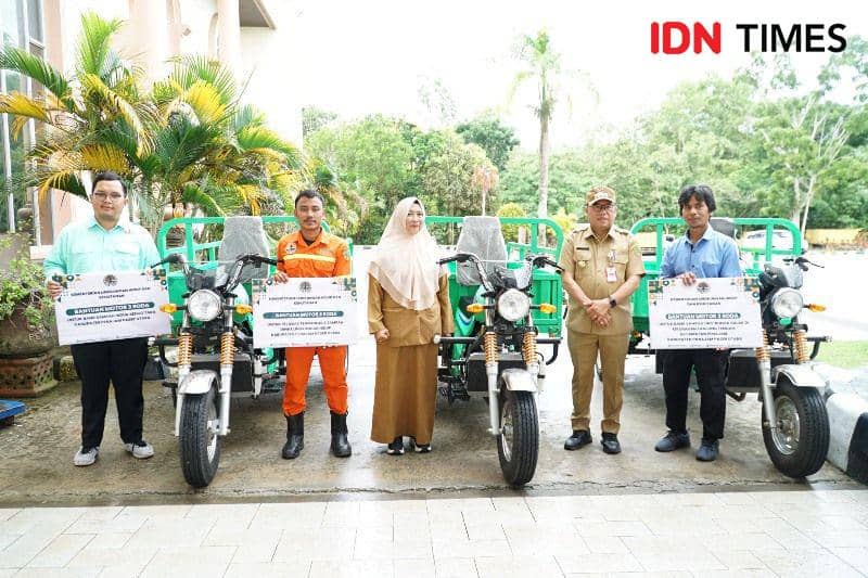 Pemkab PPU Terima Hibah Tiga Unit Motor Pengangkut Sampah
