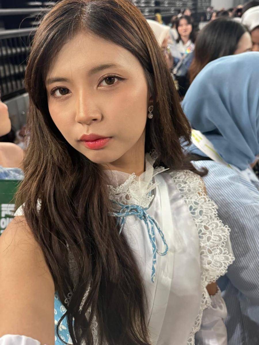 Eli JKT48 (x.com/h_elijkt48)