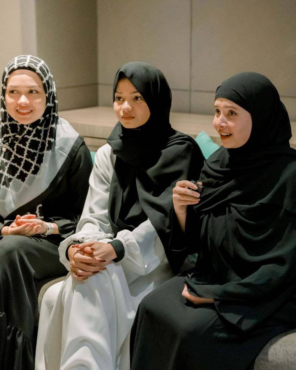 potret Rebecca Klopper dan sahabat (instagram.com/rklopperr)