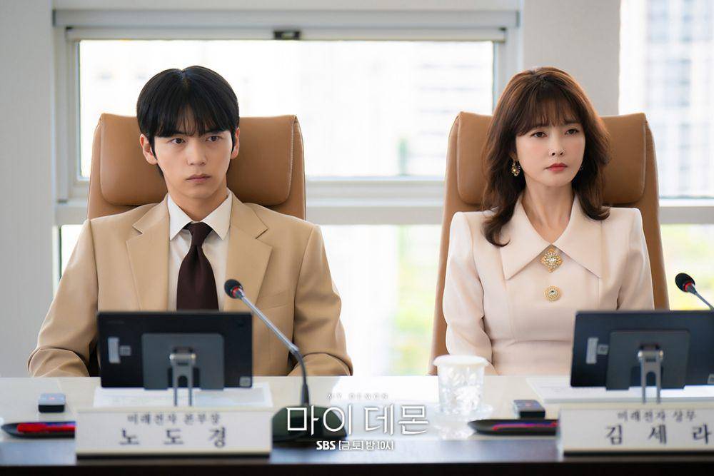 Kang Seung Ho dan Jo Yeon Hee di My Demon (twitter.com/SBSNOW)