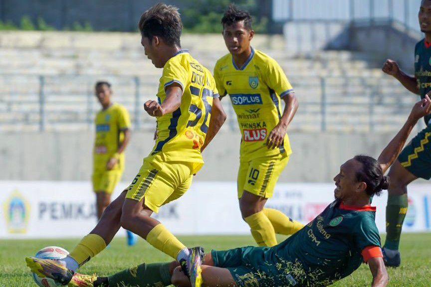 Gresik United dalam laga melawan Persipal Babel United pada pekan ke-2 babak 12 besar Liga 2 2023/2024. (instagram.com/gresikunited)