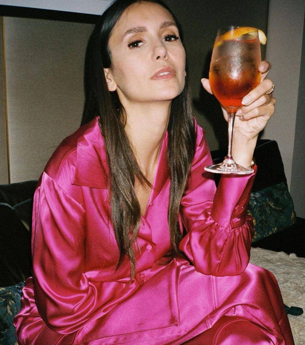 Nina Dobrev (instagram.com/nina)