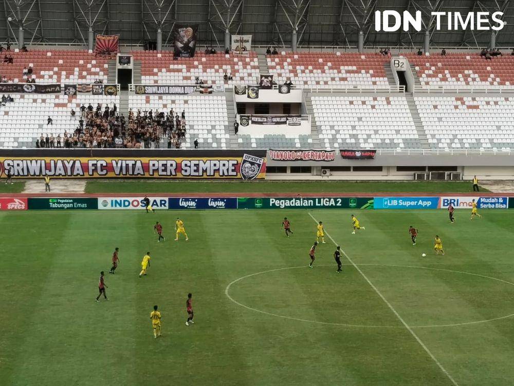 Sriwijaya FC kontra Sada Sumut FC di Stadion GSJ Palembang dengan skor akhir 3-1 (IDN Times/Feny Maulia Agustin)